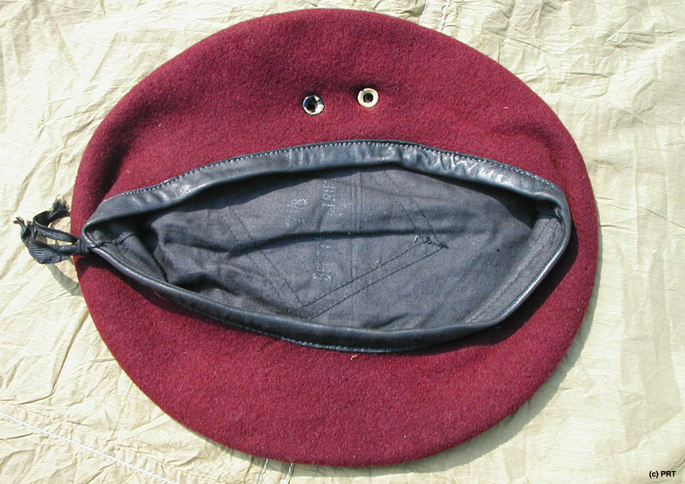 Next to B.I.L. and Kangol, the other WWII makers were: British Beret Basque Ltd, A&L Gelfer Glasgow, Jalpotec Ltd, J. Compton Sons & Webb Ltd and the Canadian Companies Grand Mere Knitting Company Ltd and Dorothea Mills Ltd.